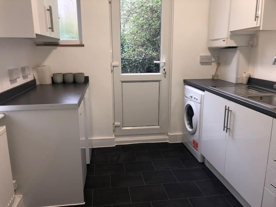 Garden Flat In Central Location Leilighet London Eksteriør bilde
